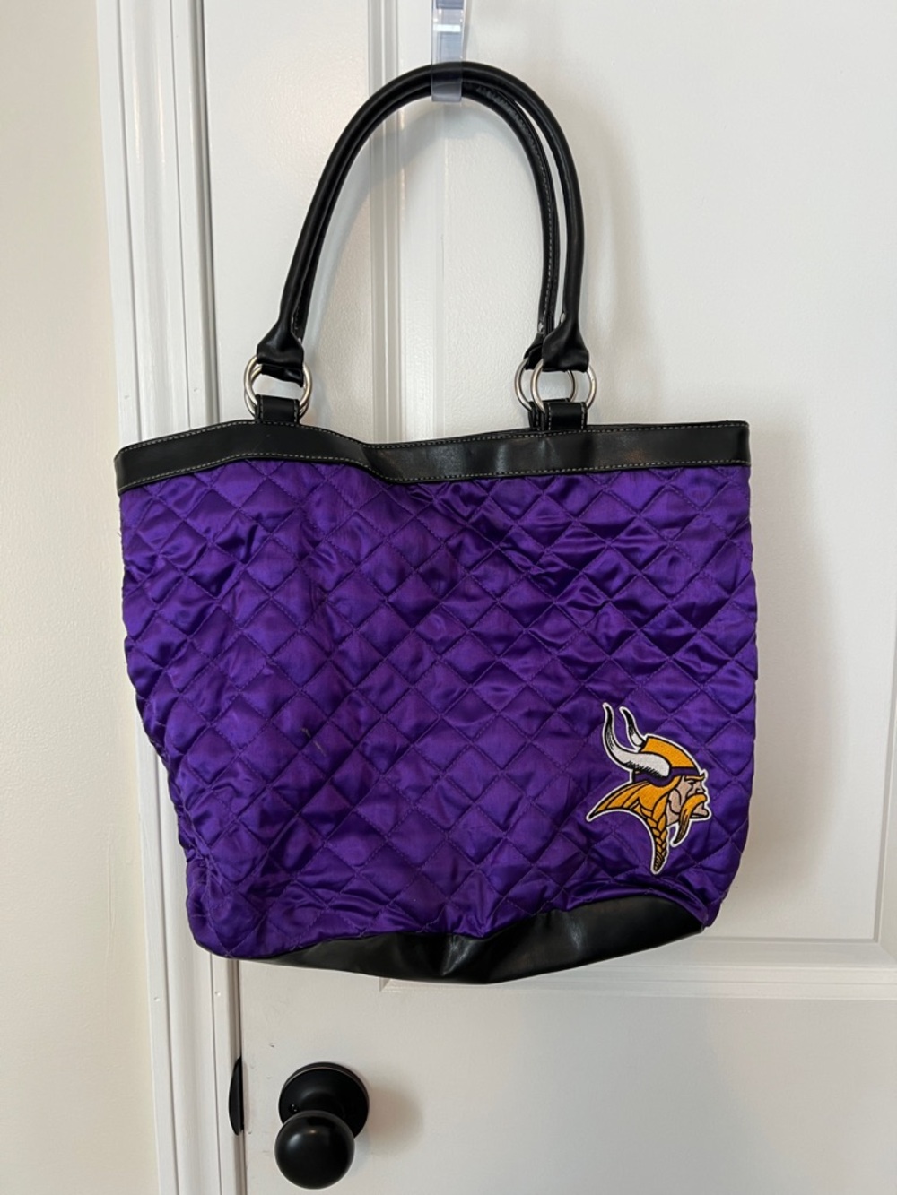 Pro-Fan-ity Purple Quilted NFL Minnasota Vikings Logo Tote Bag